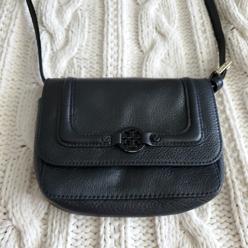 Tory burch crossbody bag